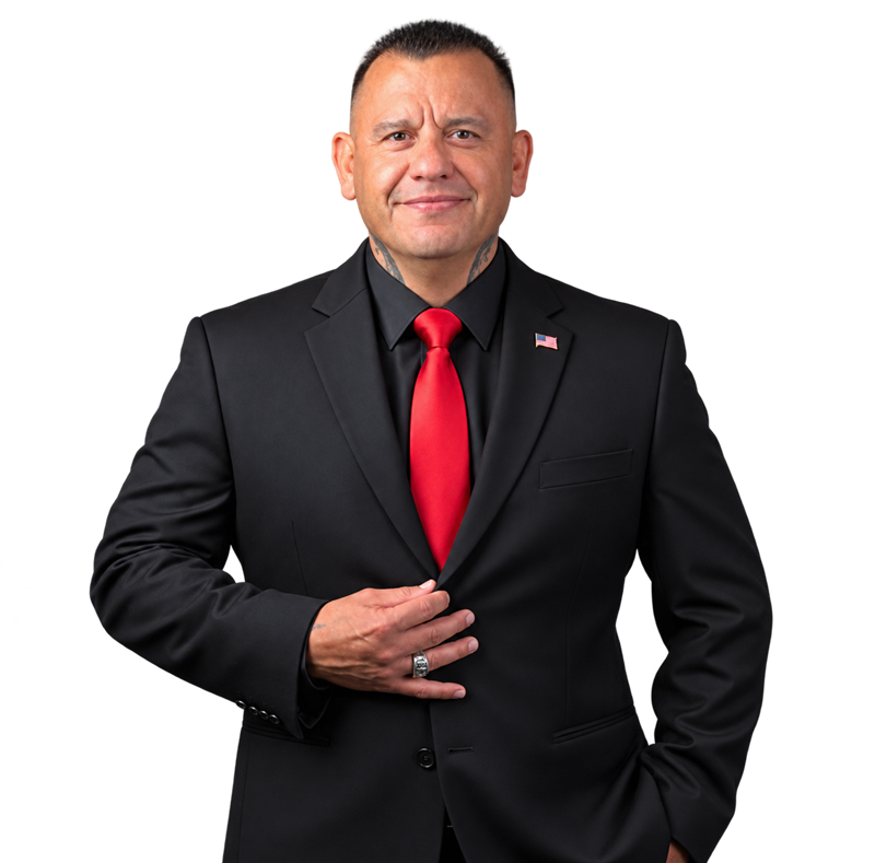 Jesse Piña, REALTOR® with PinaHomes and JohnHart Real Estate